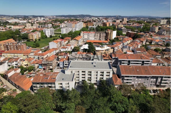 Apartment 2 Bedrooms Paranhos, Porto
