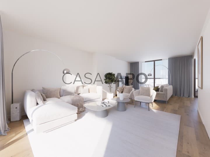 Apartment 4 Bedrooms Avenidas Novas (São João de Deus), Areeiro, Lisboa