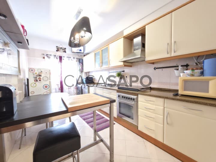 Apartment 3 Bedrooms Santa Clara, Lisboa
