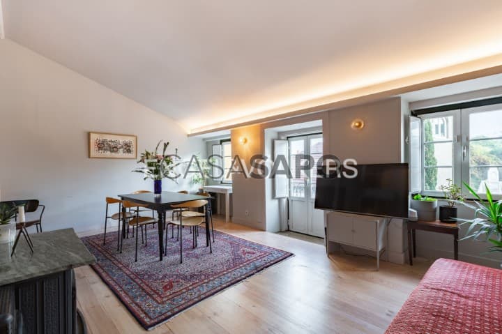 Duplex 2 Bedrooms Estrela, Lisboa